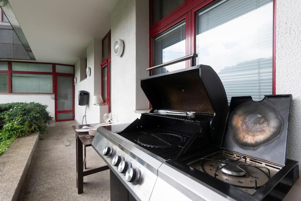 Unique With Private Pool, Cinema, Apartamento *